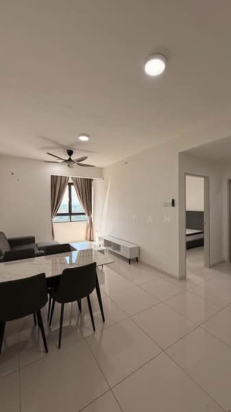 Servis Apartment untuk Disewa di Horizon Suites - Mike Tan - Living Room - PropertyGuru.com.my