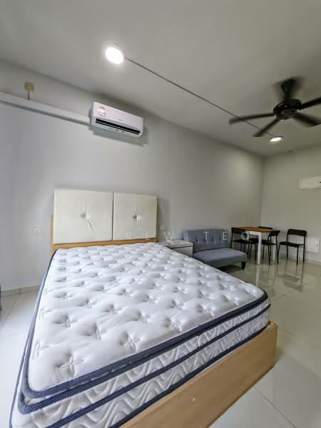 Kediaman Servis untuk Disewa di Country Garden Central Park - Andrew Teo - Bedroom - PropertyGuru.com.my