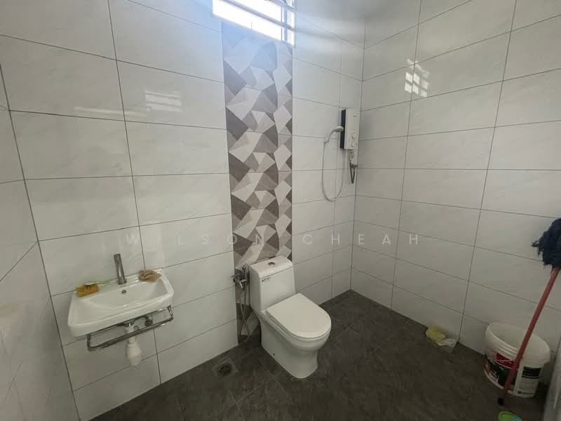 Rumah Berkembar untuk Dijual di Alma (Bukit Mertajam) - Wilson Cheah - Bathroom - PropertyGuru.com.my