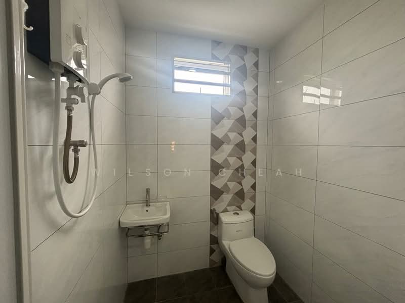 Rumah Berkembar untuk Dijual di Alma (Bukit Mertajam) - Wilson Cheah - Bathroom - PropertyGuru.com.my