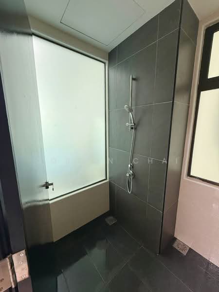 Service Residence for Rent at Wave @ Marina Cove - Gordon Chai - Bathroom - PropertyGuru.com.my