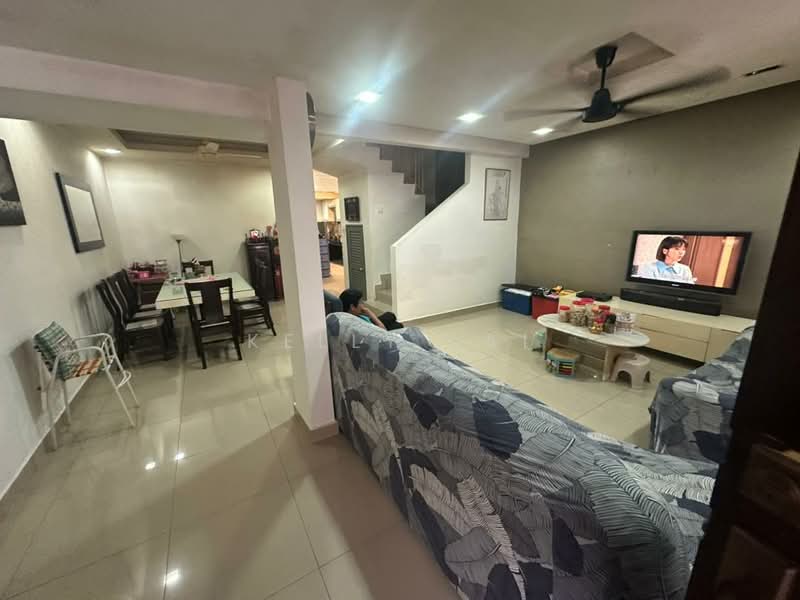 Rumah Teres 2.5 Tingkat untuk Dijual di Laman Rimbunan (Kepong) - Kelly Lai - Living Room - PropertyGuru.com.my