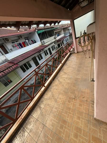 Terraced House for Sale in Taman Megah Kepong (Kepong) - Chew Ding Jie - Balcony - PropertyGuru.com.my