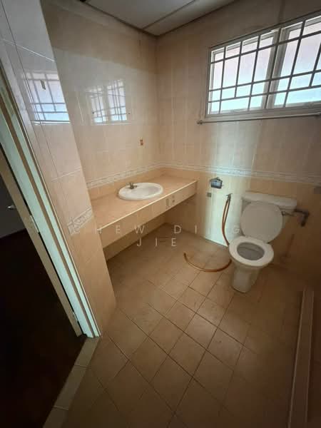 Terraced House for Sale in Taman Megah Kepong (Kepong) - Chew Ding Jie - Bathroom - PropertyGuru.com.my