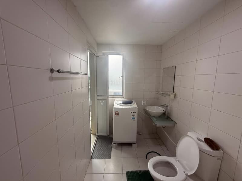 Service Residence for Sale at Greenfield Regency - UV Teh - Bathroom - PropertyGuru.com.my