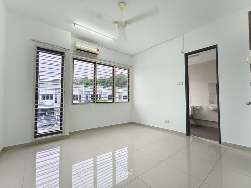 2-storey Terraced House for Sale in Hulu Langat (Selangor) - KK Sah - Interior - PropertyGuru.com.my