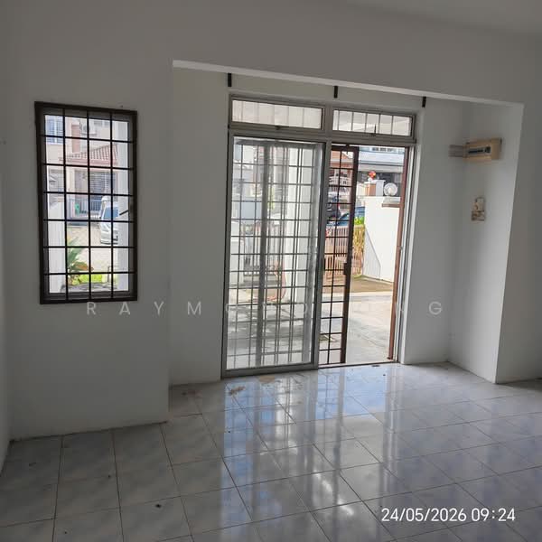 Rumah Teres 2 Tingkat untuk Dijual di Taman Puncak Jalil (Seri Kembangan) - Raymond Ong - Interior - PropertyGuru.com.my