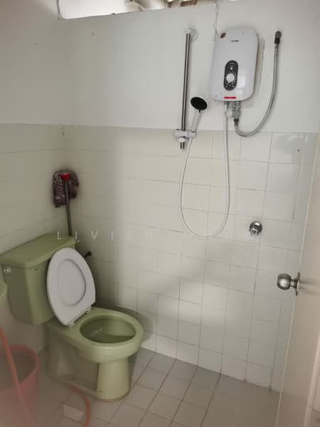 Kondominium untuk Disewa di Greenpark - Livien Choo - Bathroom - PropertyGuru.com.my