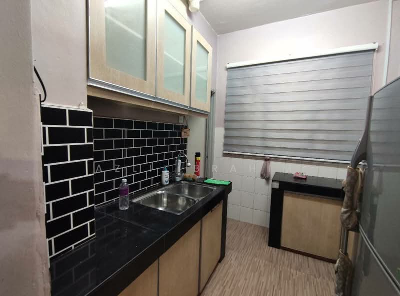 Apartment for Sale at Laman Suria - Azli Ibrahim - Kitchen - PropertyGuru.com.my