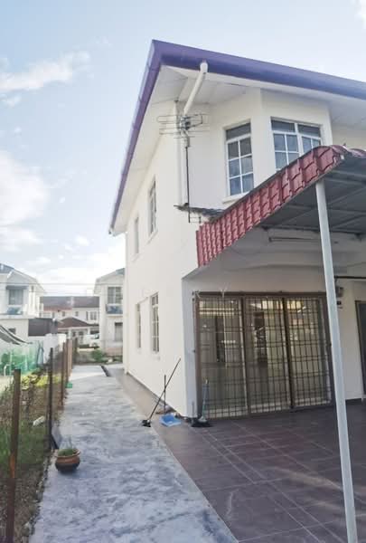 2-storey Terraced House for Sale in Taman Merdeka Jaya (Batu Berendam) - Cherry . - Exterior - PropertyGuru.com.my