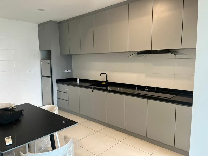 Servis Apartment untuk Disewa di Reizz Residence - Suat Ling Lai - Kitchen - PropertyGuru.com.my