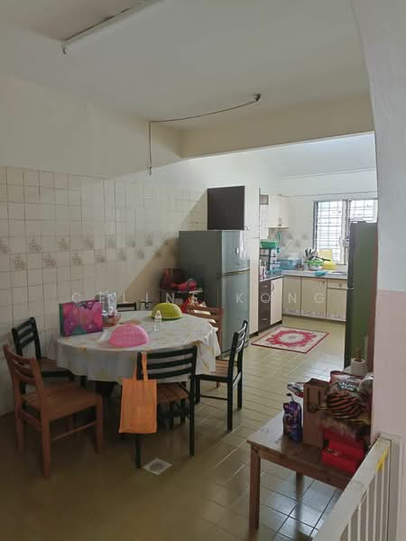 2.5-storey Terraced House for Sale in Bandar Baru Sri Petaling (Sri Petaling) - Celine Kong - Kitchen - PropertyGuru.com.my