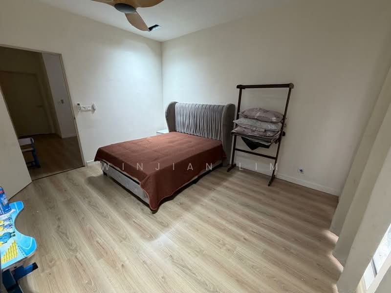 Rumah Teres 2 Tingkat untuk Disewa di Dengkil (Selangor) - Winjian Lim - Bedroom - PropertyGuru.com.my