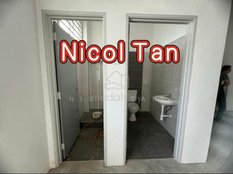 Warehouse for Rent in Lunas (Kedah) - Nicol Tan - Bathroom - PropertyGuru.com.my