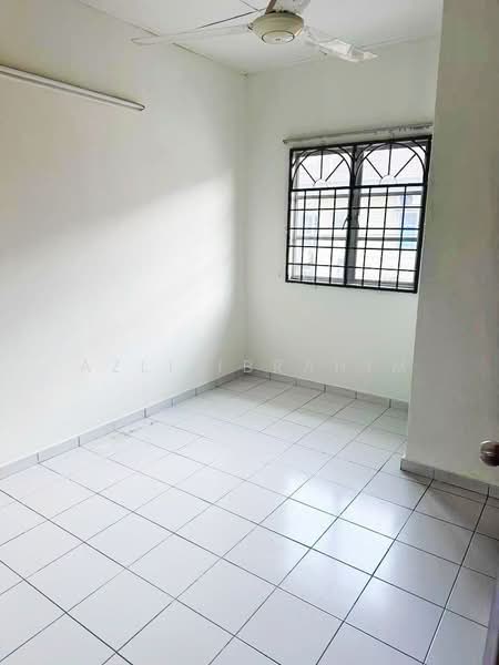 Rumah Teres 2.5 Tingkat untuk Dijual di Taman Kurnia Indah (Cheras) - Azli Ibrahim - Interior - PropertyGuru.com.my