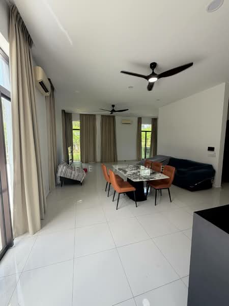 Rumah Berkembar untuk Disewa di Medini (Iskandar Puteri (Nusajaya)) - Wee Howe - Living Room - PropertyGuru.com.my