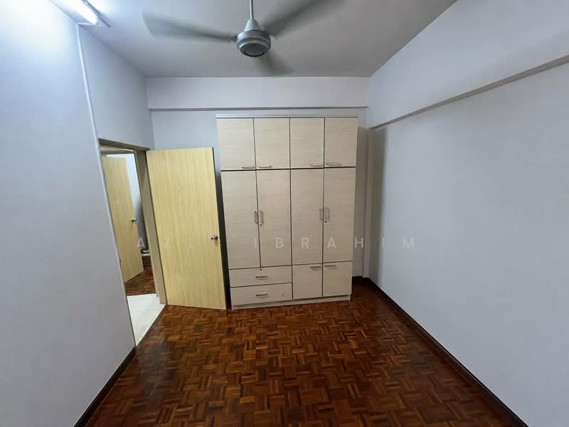 Kondominium untuk Dijual di Teratai Mewah Condominium - Azli Ibrahim - Bedroom - PropertyGuru.com.my