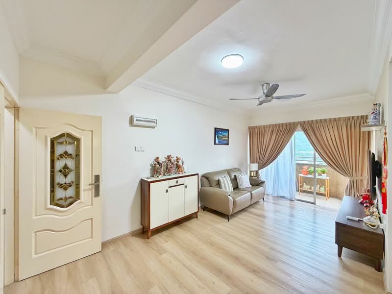 Pangsapuri untuk Dijual di Sri Kristal - Gary Goh - Living Room - PropertyGuru.com.my
