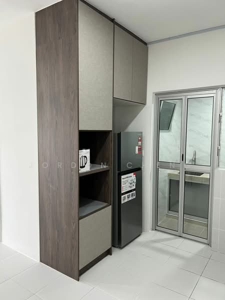 Condominium for Rent at Residensi Sateria - Jordon Cheng - Kitchen - PropertyGuru.com.my