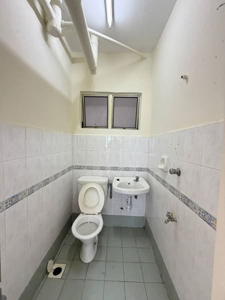 Apartment for Sale at Bayu Puteri 2 - Yvonne Lim - Bathroom - PropertyGuru.com.my