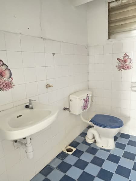 Apartment for Rent at Nuri Court - Jean Low - Bathroom - PropertyGuru.com.my