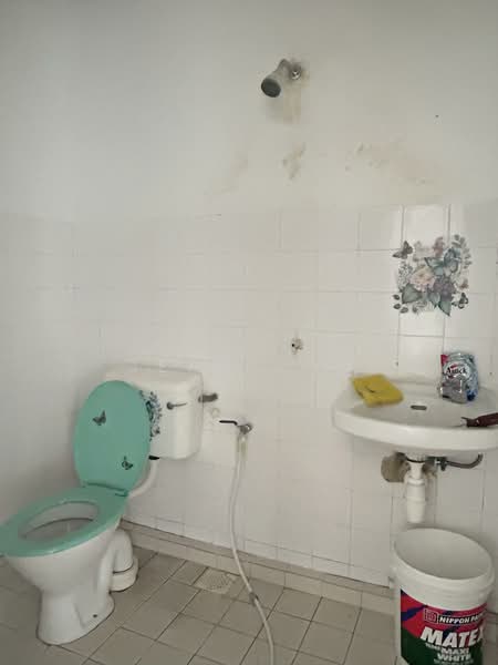 Apartment for Rent at Nuri Court - Jean Low - Bathroom - PropertyGuru.com.my