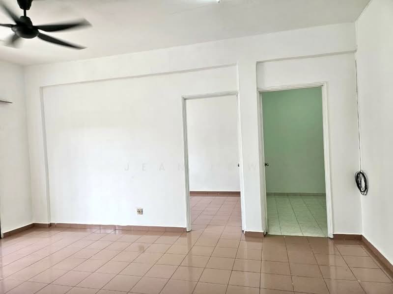 Apartment for Rent at Nuri Court - Jean Low - Living Room - PropertyGuru.com.my