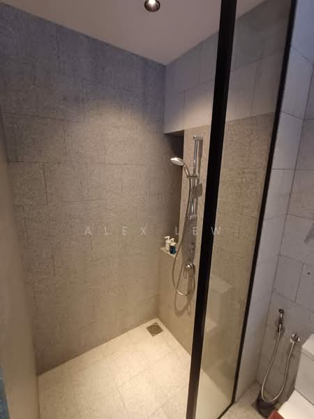 Service Residence for Sale at Scarletz Suites @ KL City Centre - Alex Lew - Bathroom - PropertyGuru.com.my