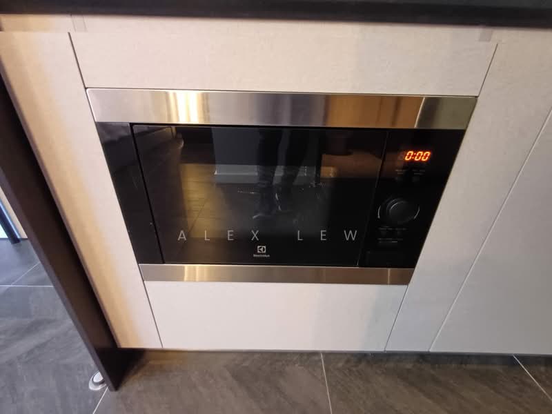 Service Residence for Sale at Scarletz Suites @ KL City Centre - Alex Lew - Kitchen - PropertyGuru.com.my