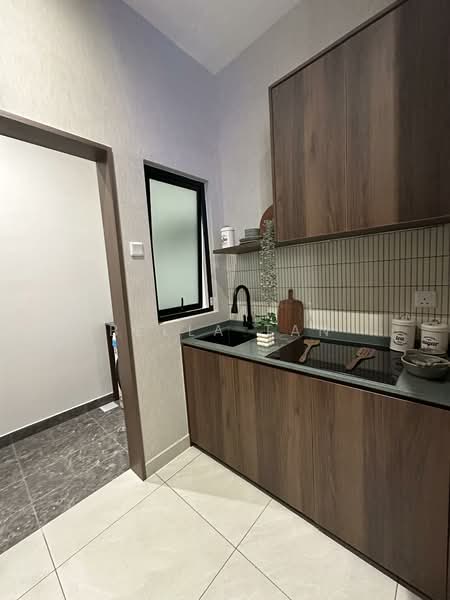 Service Residence for Sale at Riveria Garden - Bella Tan - Kitchen - PropertyGuru.com.my