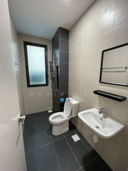 Servis Apartment untuk Disewa di Pacific Star - David Kok - Bathroom - PropertyGuru.com.my