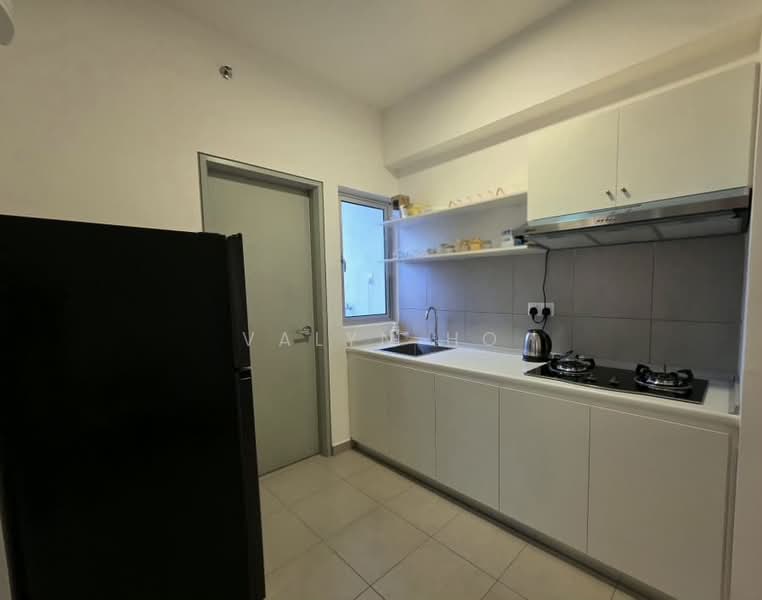Apartment for Rent at Tangerine Suites - Valyn Ho - Kitchen - PropertyGuru.com.my