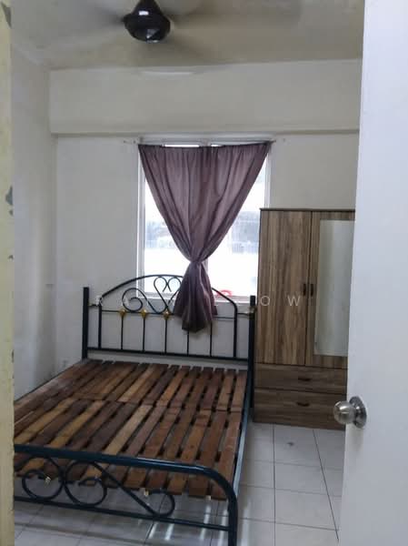 Rumah Flat untuk Disewa di Taman Impian Indah - Rain Leow - Bedroom - PropertyGuru.com.my