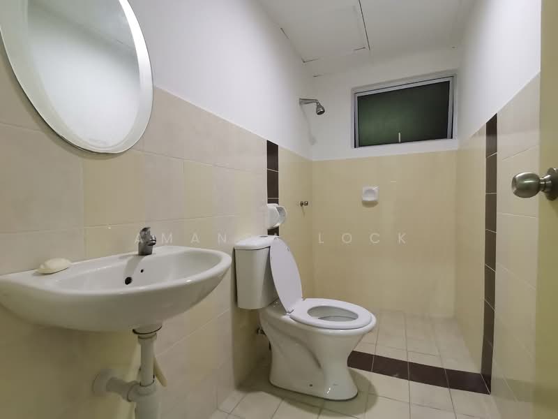 Servis Apartment untuk Dijual di Koi Kinrara - Amanda Lock - Bathroom - PropertyGuru.com.my