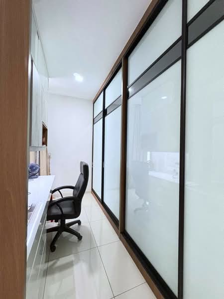Rumah Teres 2 Tingkat untuk Dijual di Setia Eco Cascadia (Tebrau) - Karl Lim - Study - PropertyGuru.com.my