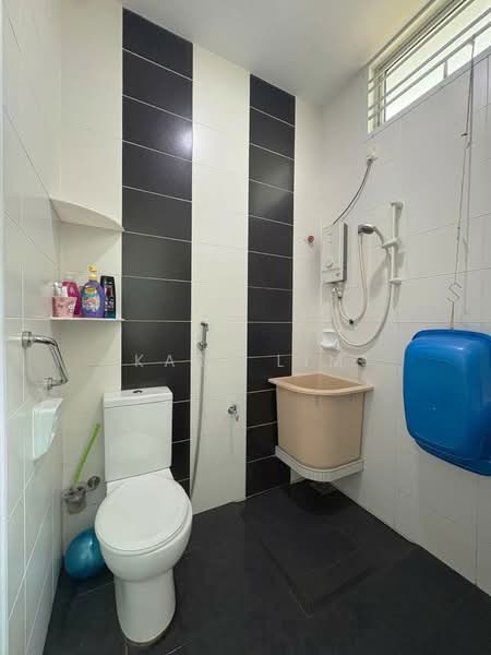 Rumah Teres 2 Tingkat untuk Dijual di Setia Eco Cascadia (Tebrau) - Karl Lim - Bathroom - PropertyGuru.com.my