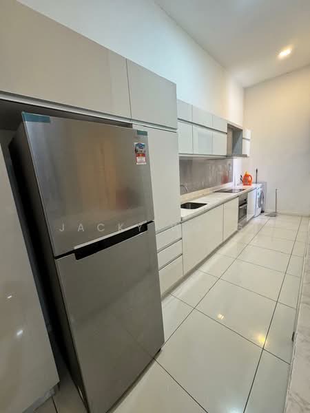 Servis Apartment untuk Dijual di M City - Jacky Wong - Kitchen - PropertyGuru.com.my