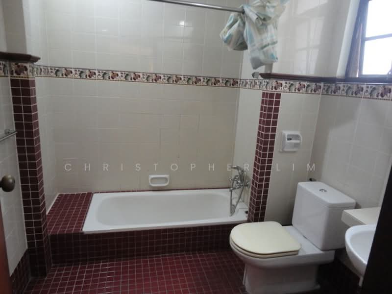Condominium for Sale at Kampung Warisan - Christopher Lim - Bathroom - PropertyGuru.com.my