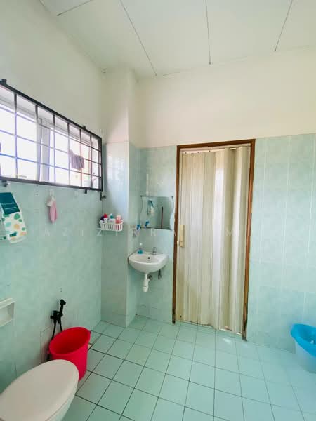 Rumah Berkembar untuk Dijual di Ampang (Kuala Lumpur) - Azizirrahim . - Bathroom - PropertyGuru.com.my