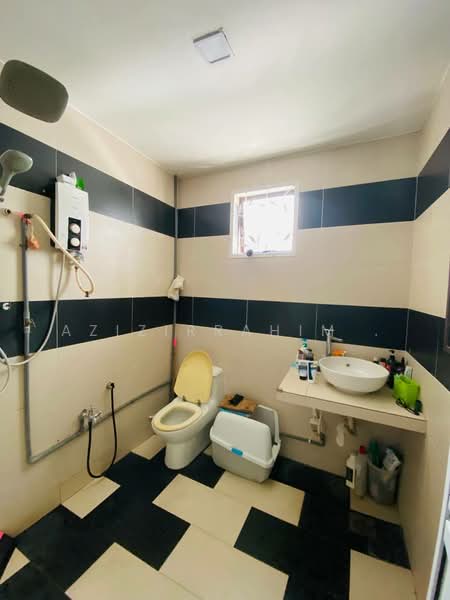 Rumah Berkembar untuk Dijual di Ampang (Kuala Lumpur) - Azizirrahim . - Bathroom - PropertyGuru.com.my
