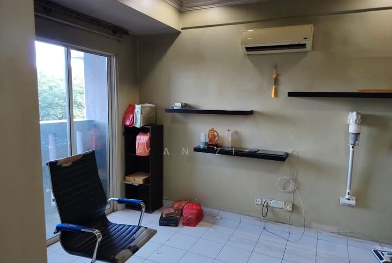 Service Residence for Sale at Fortune Avenue - Yan Zi - Living Room - PropertyGuru.com.my