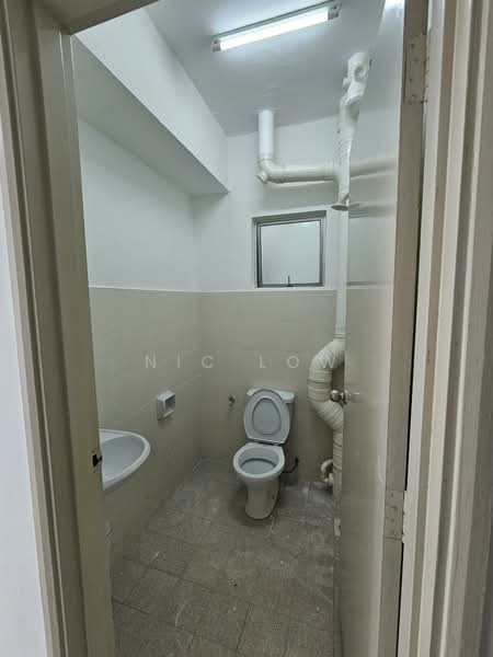 Service Residence for Sale at Avelon Tower @ Plaza Medan Putra - Nic Low - Bathroom - PropertyGuru.com.my