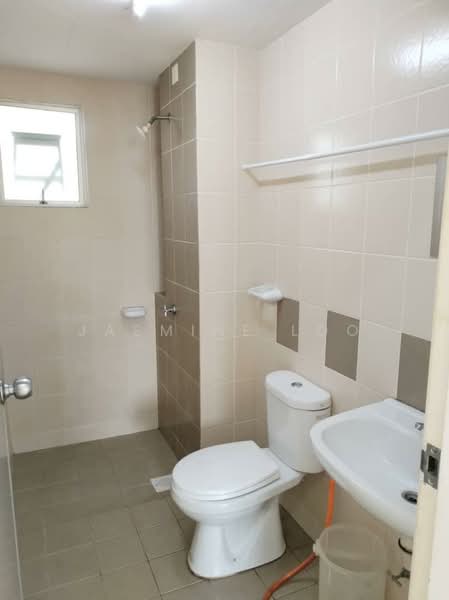 Apartment for Rent at Seri Baiduri - Jasmine Loo - Bathroom - PropertyGuru.com.my