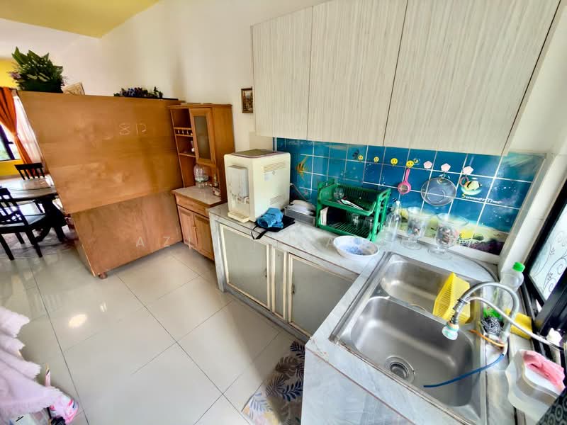 Townhouse for Sale in Bandar Tasik Kesuma (Beranang) - Azli Ibrahim - Kitchen - PropertyGuru.com.my