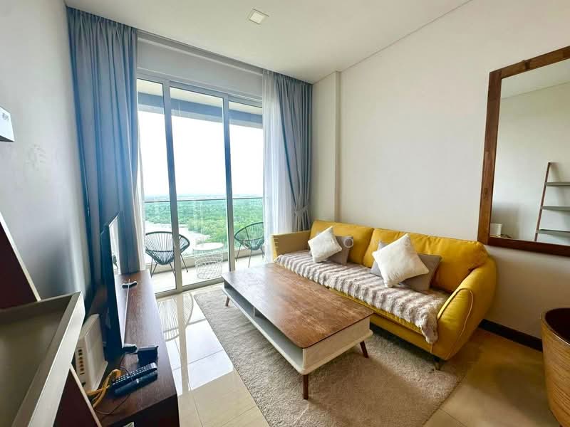 Service Residence for Rent at Puteri Cove Residences - Janice Yong - Living Room - PropertyGuru.com.my