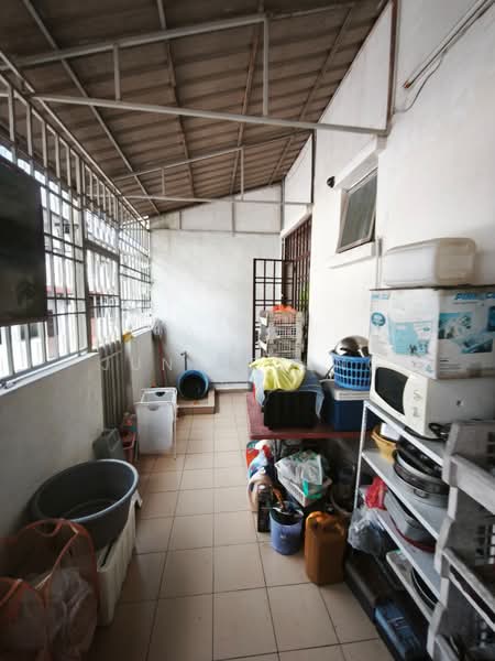 Rumah Teres 2 Tingkat untuk Dijual di Taman Setia Indah (Tebrau) - June Tseng - Balcony - PropertyGuru.com.my