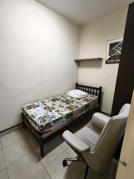 Rumah Teres 2 Tingkat untuk Disewa di Bandar Putra (Kulai) - May Lee - Bedroom - PropertyGuru.com.my