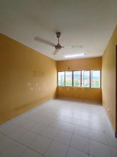 Pangsapuri untuk Dijual di Mewah 9 Residence - Wan Azemi Wan Daud - PropertyGuru.com.my