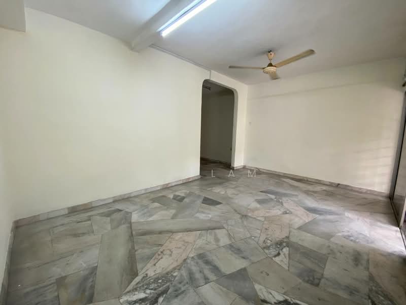 Rumah Teres 2 Tingkat untuk Dijual di Taman Mewah (Ipoh) - Sam Lam - Living Room - PropertyGuru.com.my