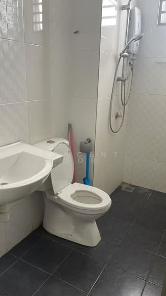 Condominium for Sale at 228 Kondominium - Vincent Goh - Bathroom - PropertyGuru.com.my